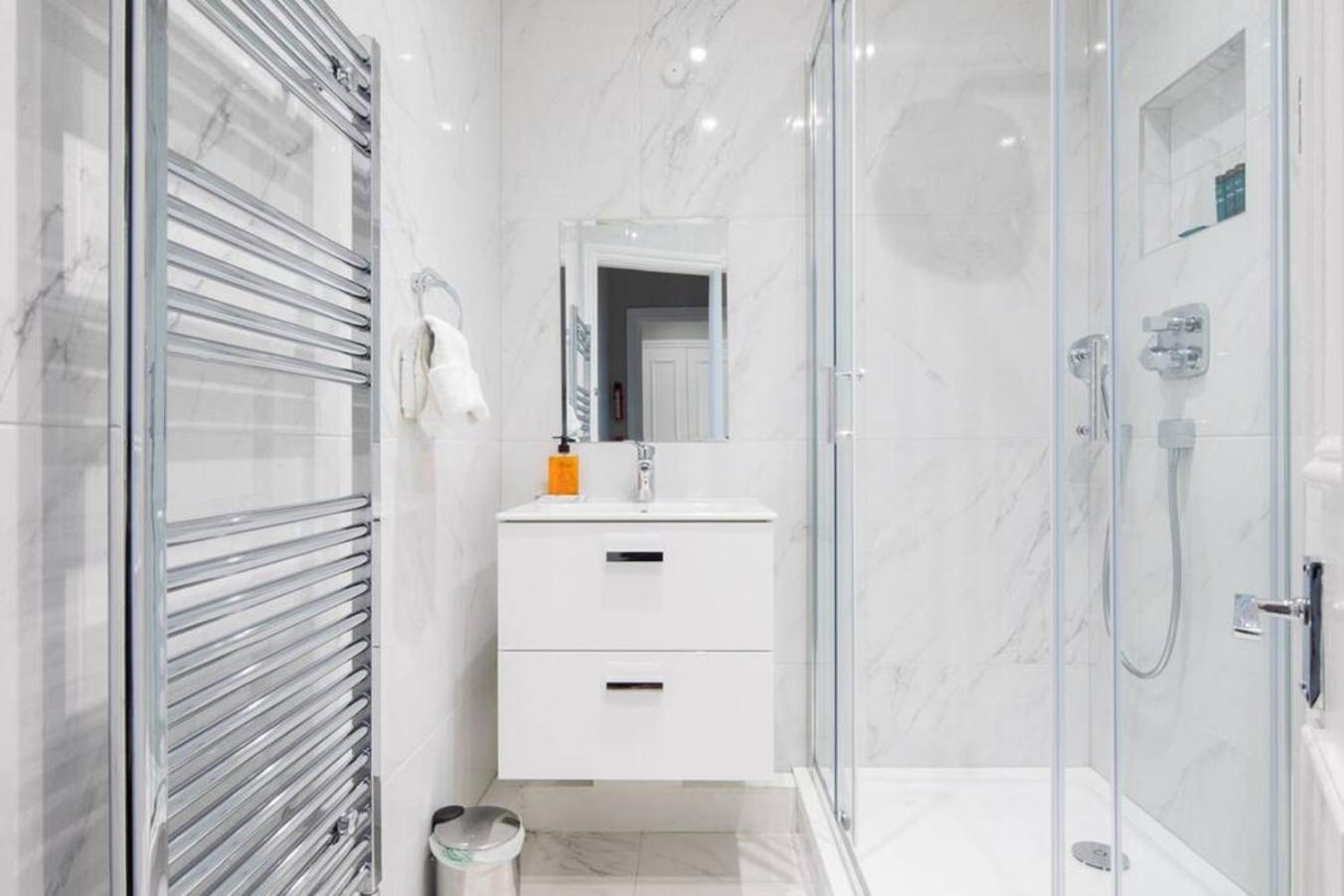Апартаменти Steps From Hyde Park 2Br 2Bath Sleeps 6 Лондон Екстер'єр фото